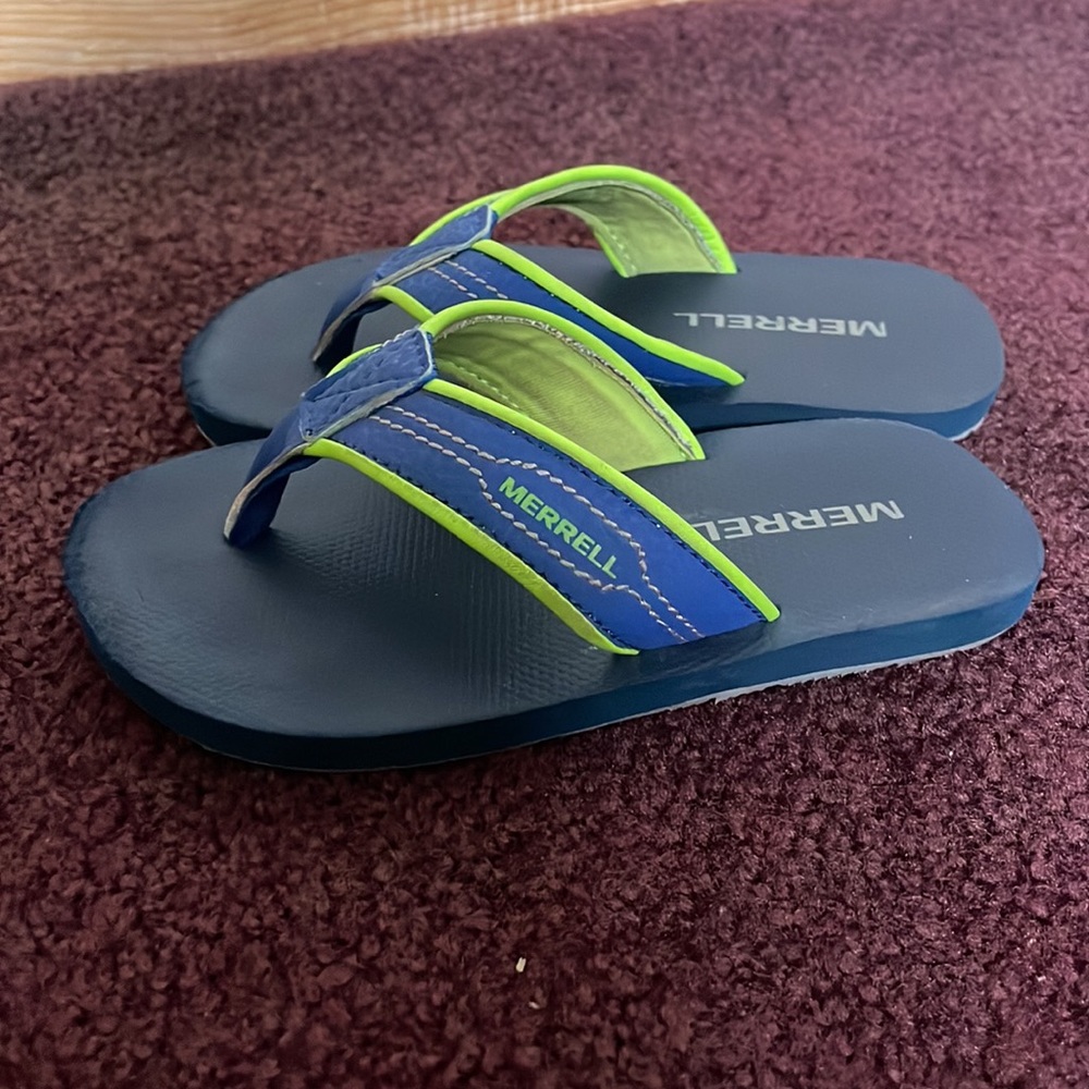 🏜️Merrell Kids Flip Flops🏜️ - Picture 3 of 7